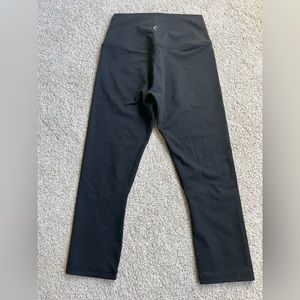 Zyia ascend size 4 capri leggings